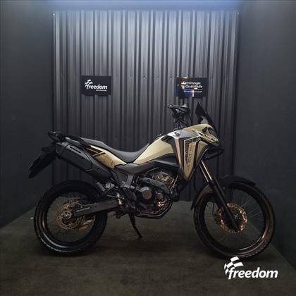 HONDA XRE 300 ADVENTURE 